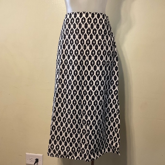 Marine layer Ryan Print Midi Skirt Size 4 versatile lightweight vacation - Picture 5 of 16
